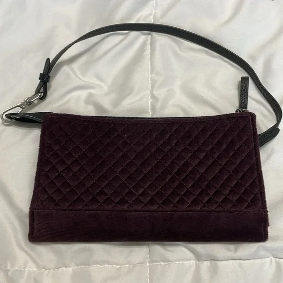 Vera Bradley NWT Iconic RFID Slim Wristlet Velvet Quilt Texture BlackBerry Wine - Picture 4 of 8